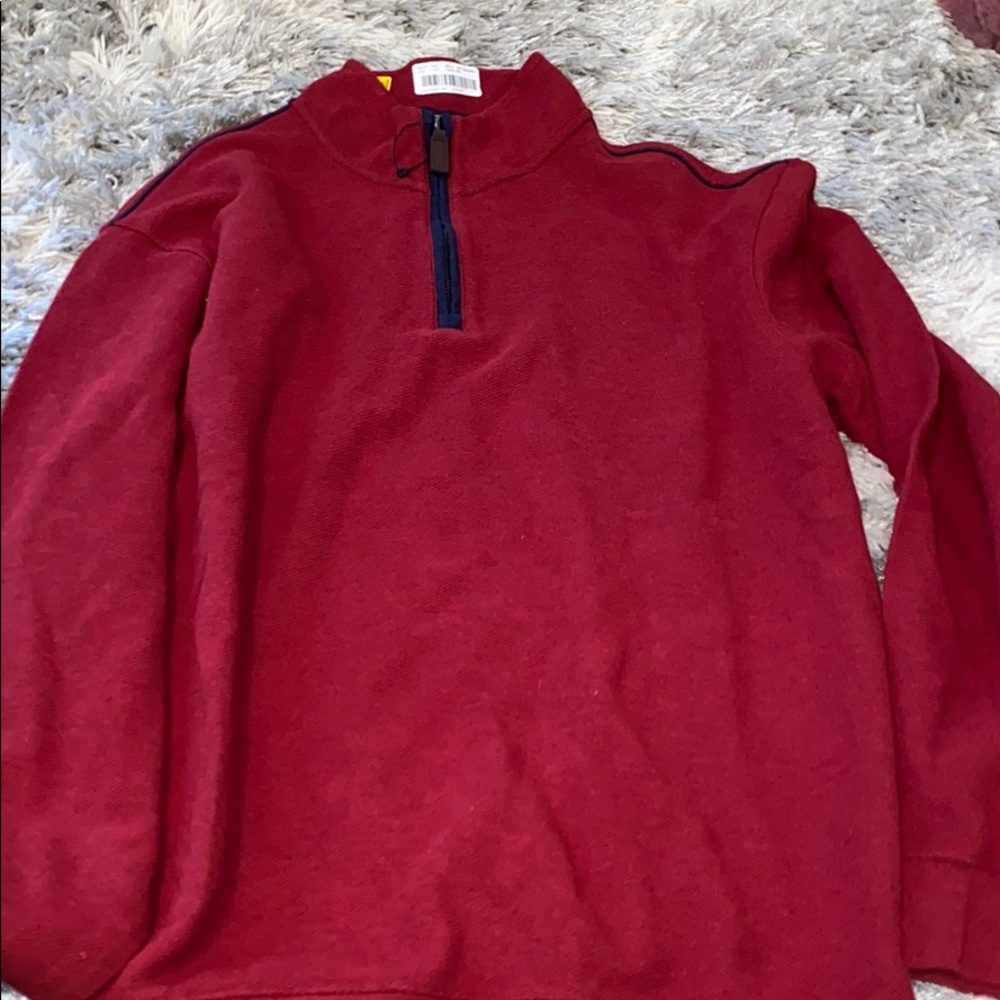 Red men’s zip up pullover size large